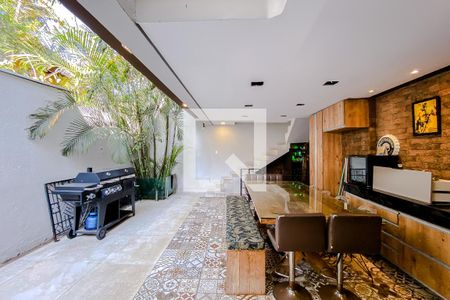 Casa à venda com 288m², 3 quartos e 2 vagasÁrea externa