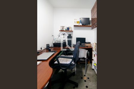 Casa à venda com 170m², 3 quartos e 2 vagas Casa à venda com 170m², 3 quartos e 2 vagasQuarto de Serviço / Escritório