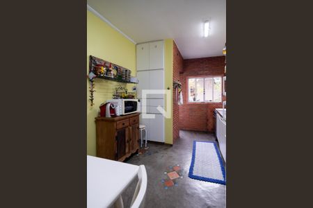 Casa à venda com 170m², 3 quartos e 2 vagas Casa à venda com 170m², 3 quartos e 2 vagasCozinha