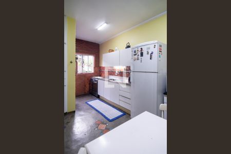 Casa à venda com 170m², 3 quartos e 2 vagas Casa à venda com 170m², 3 quartos e 2 vagasCozinha