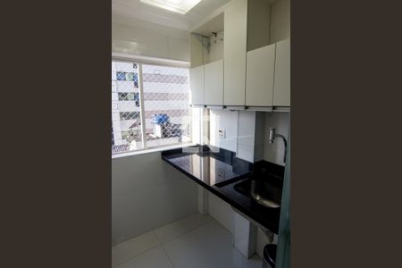 Apartamento para alugar com 65m², 2 quartos e 1 vagaÁrea de Serviço