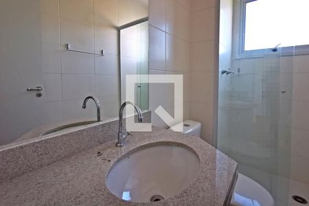 Banheiro de apartamento à venda com 2 quartos, 57m² em Torres de São José, Jundiaí