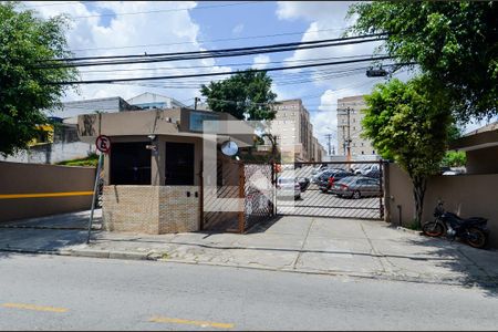 Apartamento para alugar com 57m², 2 quartos e 1 vagaFachada do Condomínio