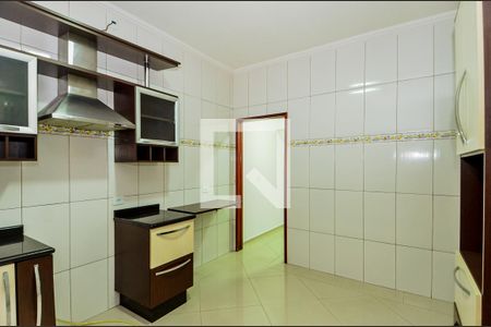Casa à venda com 263m², 4 quartos e 2 vagasCozinha
