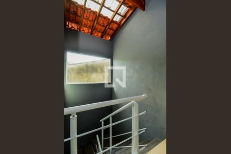Casa à venda com 263m², 4 quartos e 2 vagasEscada Quartos/Sala