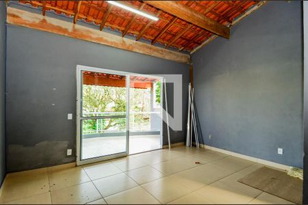 Casa à venda com 263m², 4 quartos e 2 vagasSuíte 4