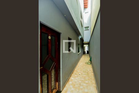 Casa à venda com 263m², 4 quartos e 2 vagasCorredor Lateral 