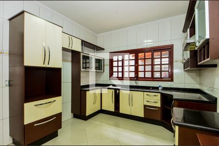Casa à venda com 263m², 4 quartos e 2 vagasCozinha