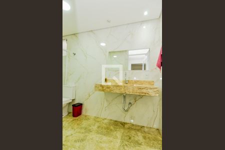 Casa à venda com 263m², 4 quartos e 2 vagasBanheiro da Suíte 3
