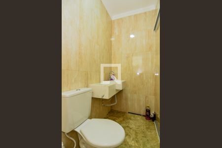 Casa à venda com 263m², 4 quartos e 2 vagasBanheiro da Suíte 2