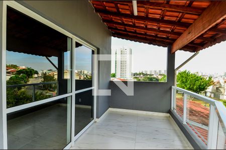 Casa à venda com 263m², 4 quartos e 2 vagasVaranda da Suíte 4