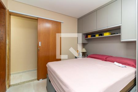 Casa de condomínio à venda com 72m², 2 quartos e 1 vagaQuarto 2 - Suíte