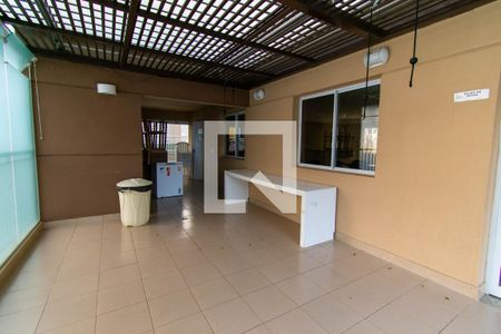 Apartamento para alugar com 64m², 3 quartos e 1 vagaÁrea comum - Salão de Festas