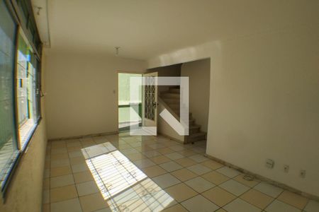 Sala 1 de casa para alugar com 4 quartos, 100m² em Fátima, Niterói