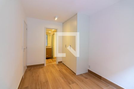 Suíte  de apartamento para alugar com 2 quartos, 64m² em Brooklin Paulista, São Paulo