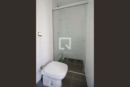 Apartamento à venda com 270m², 3 quartos e 4 vagas Apartamento à venda com 270m², 3 quartos e 4 vagasBanheiro de serviço