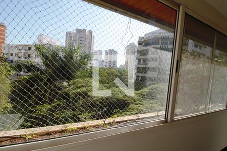 Apartamento à venda com 270m², 3 quartos e 4 vagas Apartamento à venda com 270m², 3 quartos e 4 vagasSuíte 1