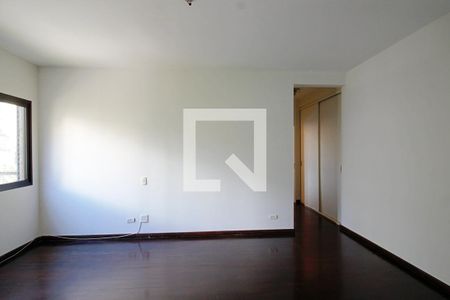 Apartamento à venda com 270m², 3 quartos e 4 vagas Apartamento à venda com 270m², 3 quartos e 4 vagasSuíte 3