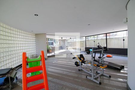 Apartamento à venda com 270m², 3 quartos e 4 vagas Apartamento à venda com 270m², 3 quartos e 4 vagasÁrea comum