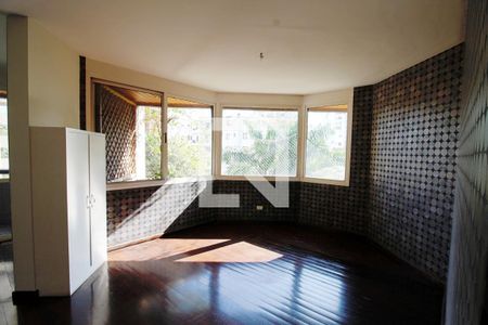 Apartamento à venda com 270m², 3 quartos e 4 vagas Apartamento à venda com 270m², 3 quartos e 4 vagasSala