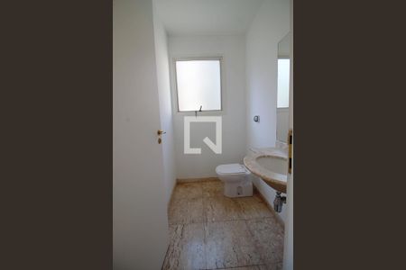 Apartamento à venda com 270m², 3 quartos e 4 vagas Apartamento à venda com 270m², 3 quartos e 4 vagasLavabo