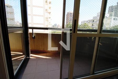 Apartamento à venda com 270m², 3 quartos e 4 vagas Apartamento à venda com 270m², 3 quartos e 4 vagasVaranda da Sala