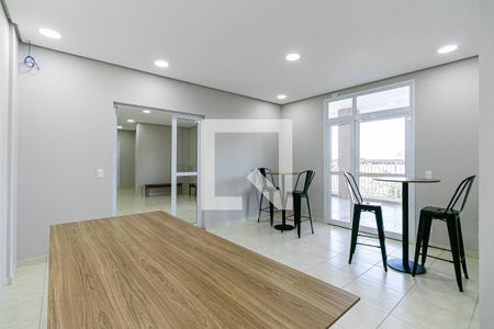 Apartamento para alugar com 42m², 2 quartos e 1 vagaÁrea comum - Salão de Festas