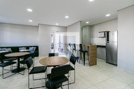 Apartamento para alugar com 42m², 2 quartos e 1 vagaÁrea comum - Salão de Festas