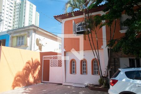 Casa de condomínio para alugar com 150m², 3 quartos e 1 vagaFachada interna