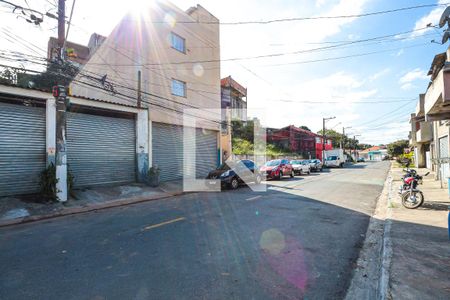 Casa para alugar com 60m², 1 quarto e sem vaga Casa para alugar com 60m², 1 quarto e sem vagaFachada do prédioe rua