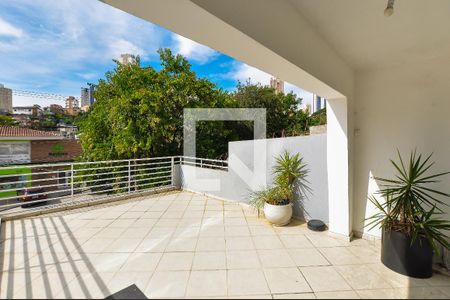 Casa à venda com 190m², 3 quartos e 1 vagaTerraço