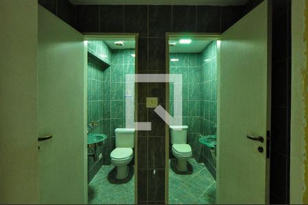 Casa à venda com 190m², 3 quartos e 1 vagaBanheiro 1