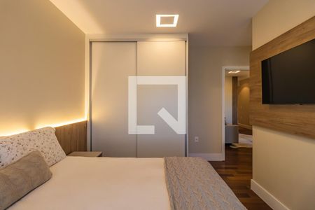 Apartamento à venda com 338m², 4 quartos e 4 vagas Apartamento à venda com 338m², 4 quartos e 4 vagasSuíte 1