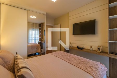 Apartamento à venda com 338m², 4 quartos e 4 vagas Apartamento à venda com 338m², 4 quartos e 4 vagasSuíte 2