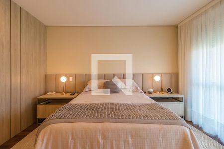 Apartamento à venda com 338m², 4 quartos e 4 vagas Apartamento à venda com 338m², 4 quartos e 4 vagasSuíte 4