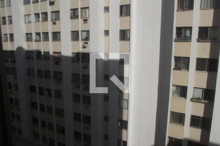 Vista de apartamento à venda com 3 quartos, 58m² em Grajau, Rio de Janeiro