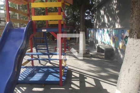 Apartamento para alugar com 58m², 3 quartos e 1 vagaÁrea comum