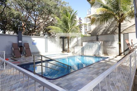 Apartamento para alugar com 68m², 3 quartos e 1 vagaPiscina