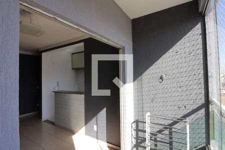 Apartamento para alugar com 68m², 3 quartos e 1 vagaVaranda