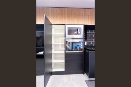 Apartamento para alugar com 28m², 1 quarto e sem vaga Cozinha integrada