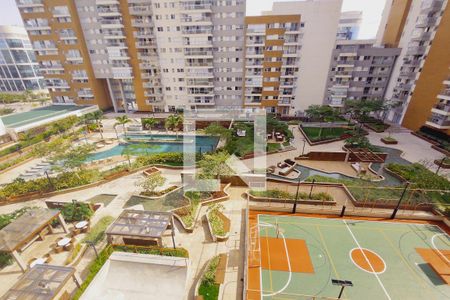 Apartamento à venda com 98m², 3 quartos e 2 vagas Apartamento à venda com 98m², 3 quartos e 2 vagasCondomínio