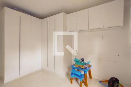 Apartamento à venda com 98m², 3 quartos e 2 vagas Apartamento à venda com 98m², 3 quartos e 2 vagasQuarto 1 - Armários