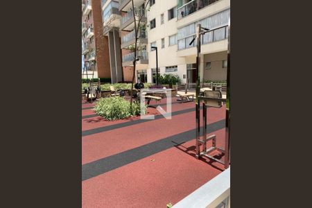 Apartamento à venda com 98m², 3 quartos e 2 vagas Apartamento à venda com 98m², 3 quartos e 2 vagasÁrea comum