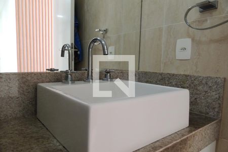 Apartamento à venda com 98m², 3 quartos e 2 vagasQuarto 2 - Suíte