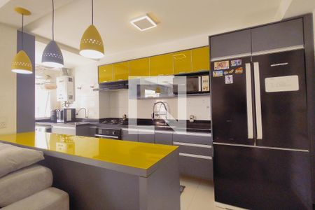 Apartamento à venda com 98m², 3 quartos e 2 vagas Apartamento à venda com 98m², 3 quartos e 2 vagasCozinha - Armários