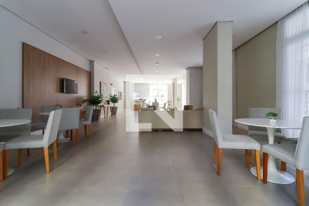 Apartamento à venda com 38m², 1 quarto e 1 vaga Apartamento à venda com 38m², 1 quarto e 1 vagaÁrea comum - Salão de festas