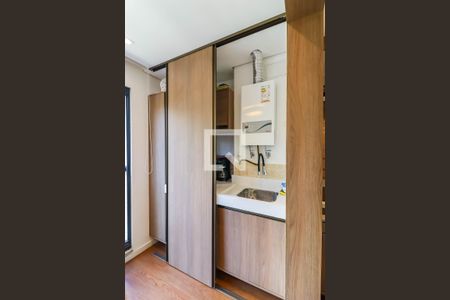 Apartamento à venda com 38m², 1 quarto e 1 vaga Apartamento à venda com 38m², 1 quarto e 1 vagaÁrea de Serviço