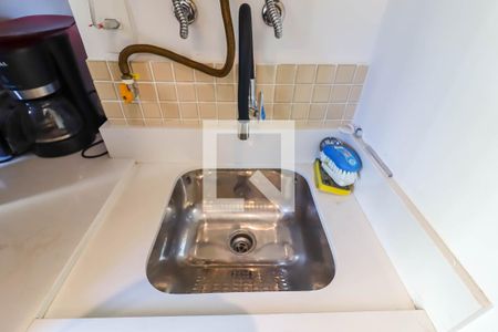 Apartamento à venda com 38m², 1 quarto e 1 vaga Apartamento à venda com 38m², 1 quarto e 1 vagaÁrea de Serviço