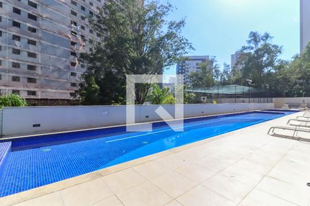 Apartamento à venda com 38m², 1 quarto e 1 vaga Apartamento à venda com 38m², 1 quarto e 1 vagaÁrea comum - Piscina