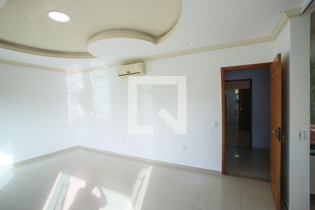 Casa de condomínio à venda com 239m², 3 quartos e 2 vagas Casa de condomínio à venda com 239m², 3 quartos e 2 vagasQuarto Suíte 1